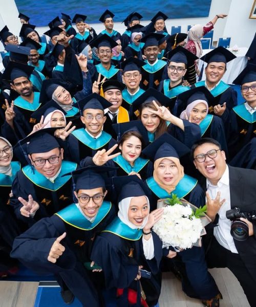 Every smile tells a story 🥰-Join us in celebrating the #UIIICommencement #uiii24